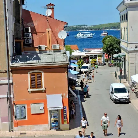 Signorina Garibaldi Apartman