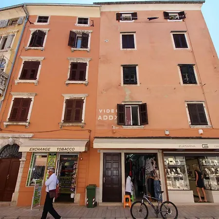 Signorina Garibaldi Rovinj